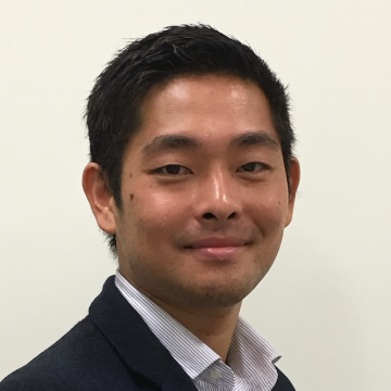 東京大学大学院工学系研究科 准教授。文部科学省 学校戦略DXアドバイザー。博士(科学)。専門は教育工学、生成AI、アクティブラーニング、オンライン学習、ファカルティ・ディベロップメント。東京大学教養学部特任助教、東京大学大学総合教育研究センター特任講師を経て、2020年より現職。
 訳書・著書に『学習評価ハンドブック―アクティブラーニングを促す50の技法』(監訳)、『教師のための「なりたい教師」になれる本』(共著)などがある。オンラインにおける意見交換プラットフォーム「LearnWiz One」を開発し、世界最大の EdTech コンペティション GESAwards 2021 研究開発部門にて世界大会優勝。 東京大学大学院工学系研究科 准教授。文部科学省 学校戦略DXアドバイザー。博士(科学)。専門は教育工学、生成AI、アクティブラーニング、オンライン学習、ファカルティ・ディベロップメント。東京大学教養学部特任助教、東京大学大学総合教育研究センター特任講師を経て、2020年より現職。
 訳書・著書に『学習評価ハンドブック―アクティブラーニングを促す50の技法』(監訳)、『教師のための「なりたい教師」になれる本』(共著)などがある。オンラインにおける意見交換プラットフォーム「LearnWiz One」を開発し、世界最大の EdTech コンペティション GESAwards 2021 研究開発部門にて世界大会優勝。